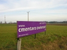 Cmentarz - nowa tablica przy S8