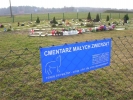 Cmentarz - wejście - nowa tabliczka